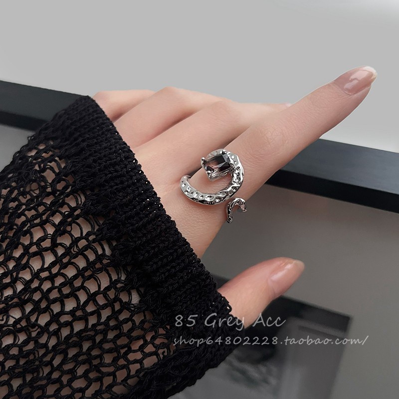 Cincin Zircon Geometris Bahan Alloy Fashion Untuk Wanita
