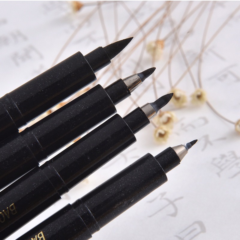 

Brush Pen Black / Tinta Kaligrafi Calligraphy Pen Bolpen Untuk Menulis Spidol Baoke 3