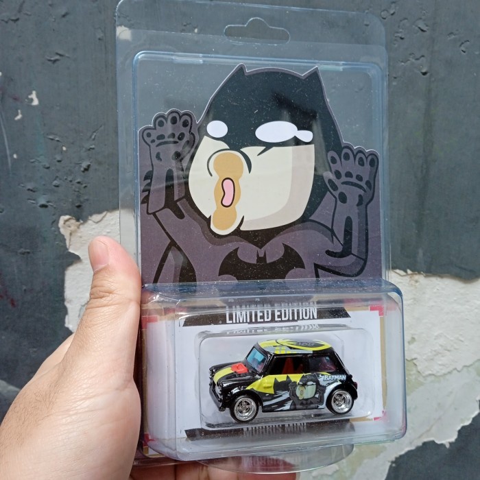 TERBARU Hot Wheels Morris Mini Custom Batman Chibi