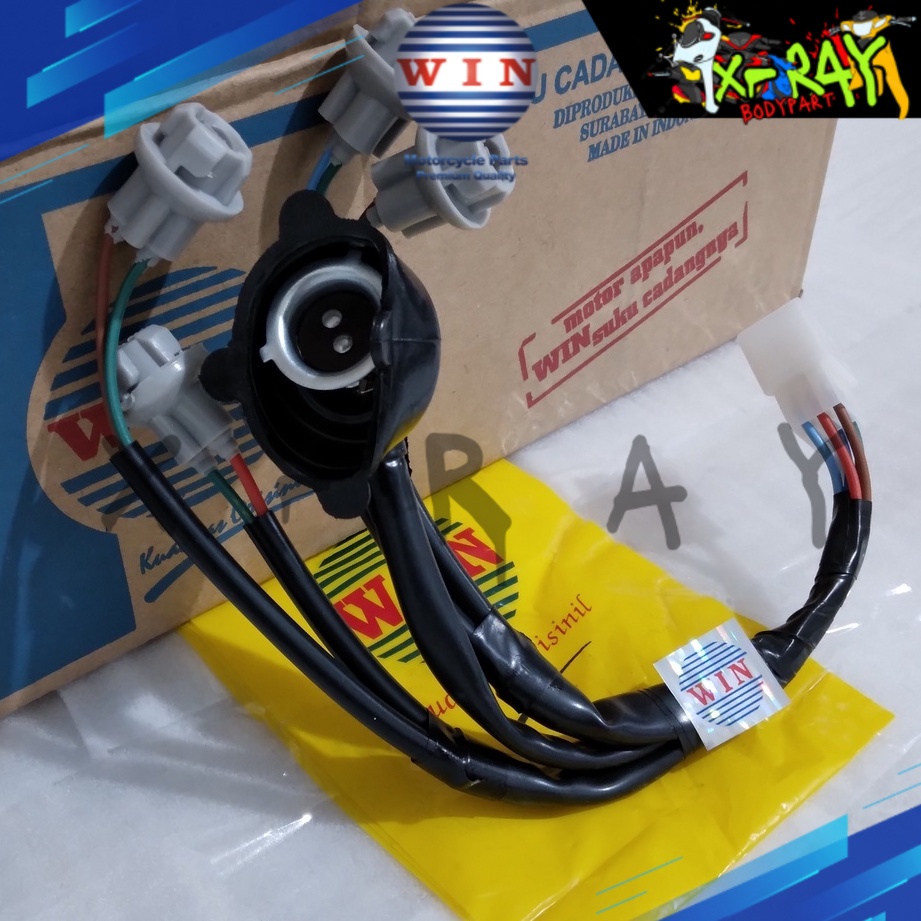 Fitting Lampu Absolute Revo 110 2009 2010 2011 2012 2013 WIN | cop fiting piting peteng motor honda 