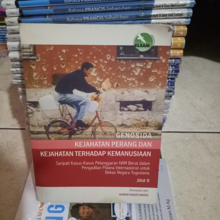ORI BUKU GENOSIDA, KEJAHATAN PERANG DAN KEJAHATAN TERHADAP KEMANUSIAAN