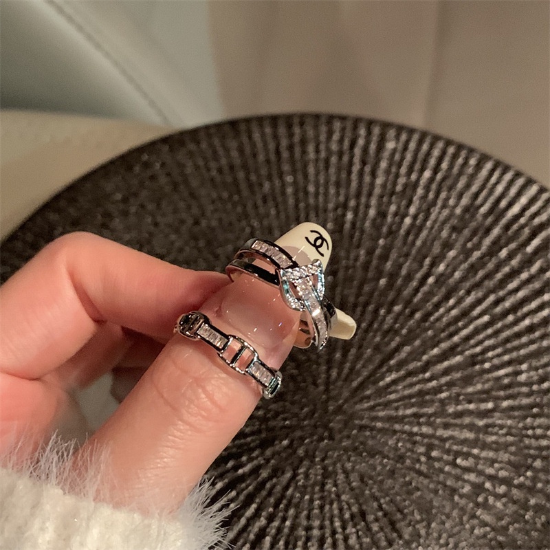 Korea Gaya Baru Huruf D-Shaped Berlian Imitasi Niche Design Trendy Fashion Ring