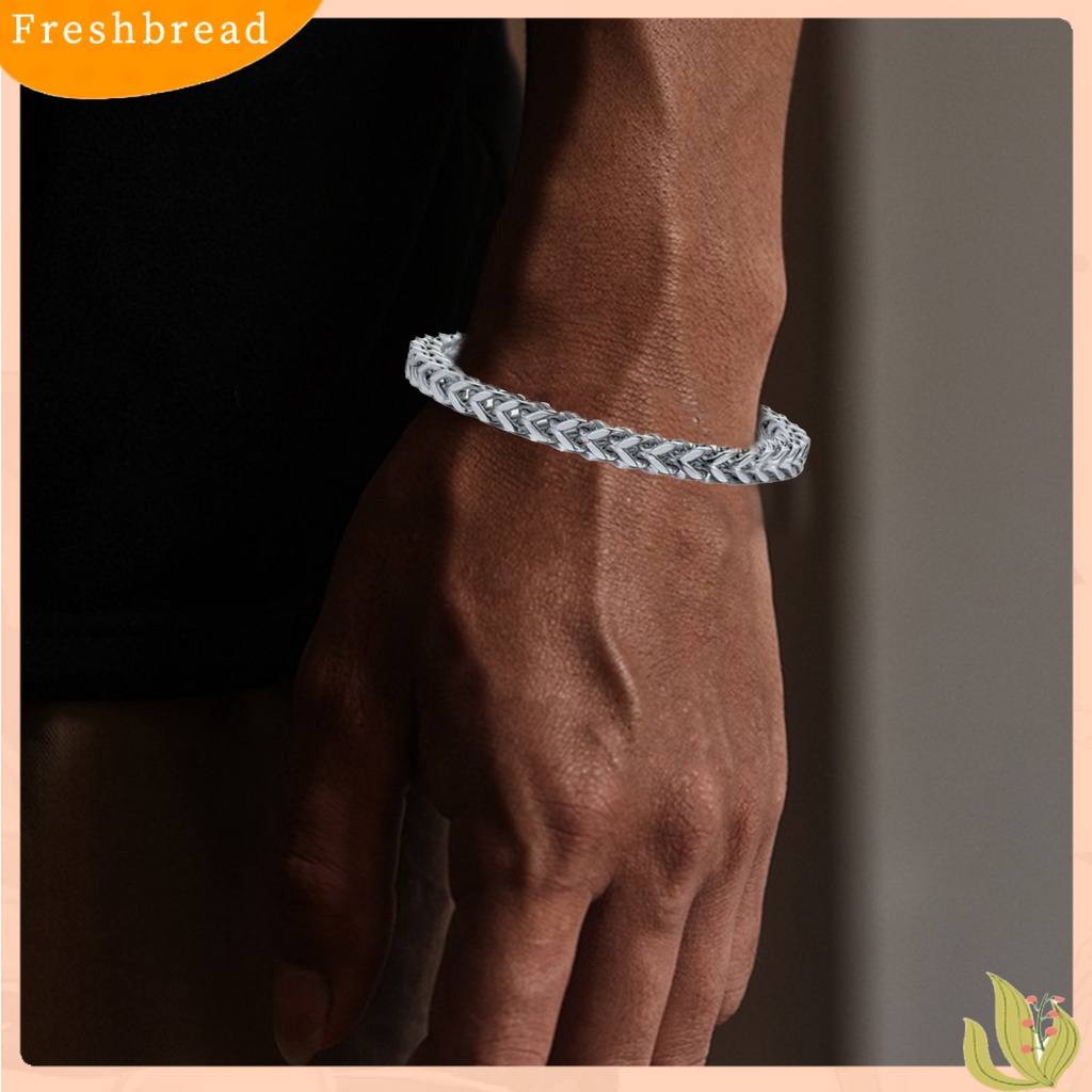 &lt; Freshbread &gt; Pria Gelang Kepribadian Eropa Dan Amerika Geometris Baja Titanium Gaya Punk Vintage Bentuk Tulang Ular Rantai Pergelangan Tangan Aksesoris Fashion