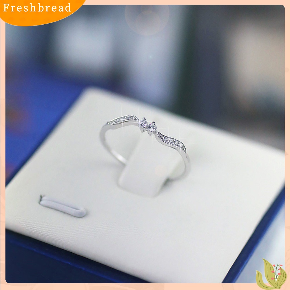 &lt; Freshbread &gt; Wanita Fashion Berlian Imitasi Bertatahkan Daun Jari Cincin Pernikahan Lamaran Perhiasan Hadiah