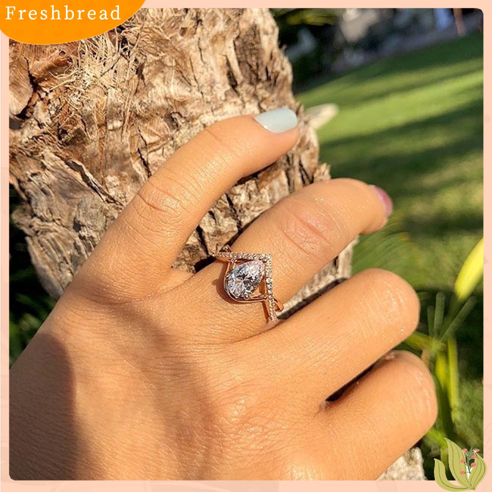 &lt; Freshbread &gt; Wanita Tetesan Air Cubic Zirconia Hias Memutar Jari Cincin Perhiasan Pesta Pernikahan