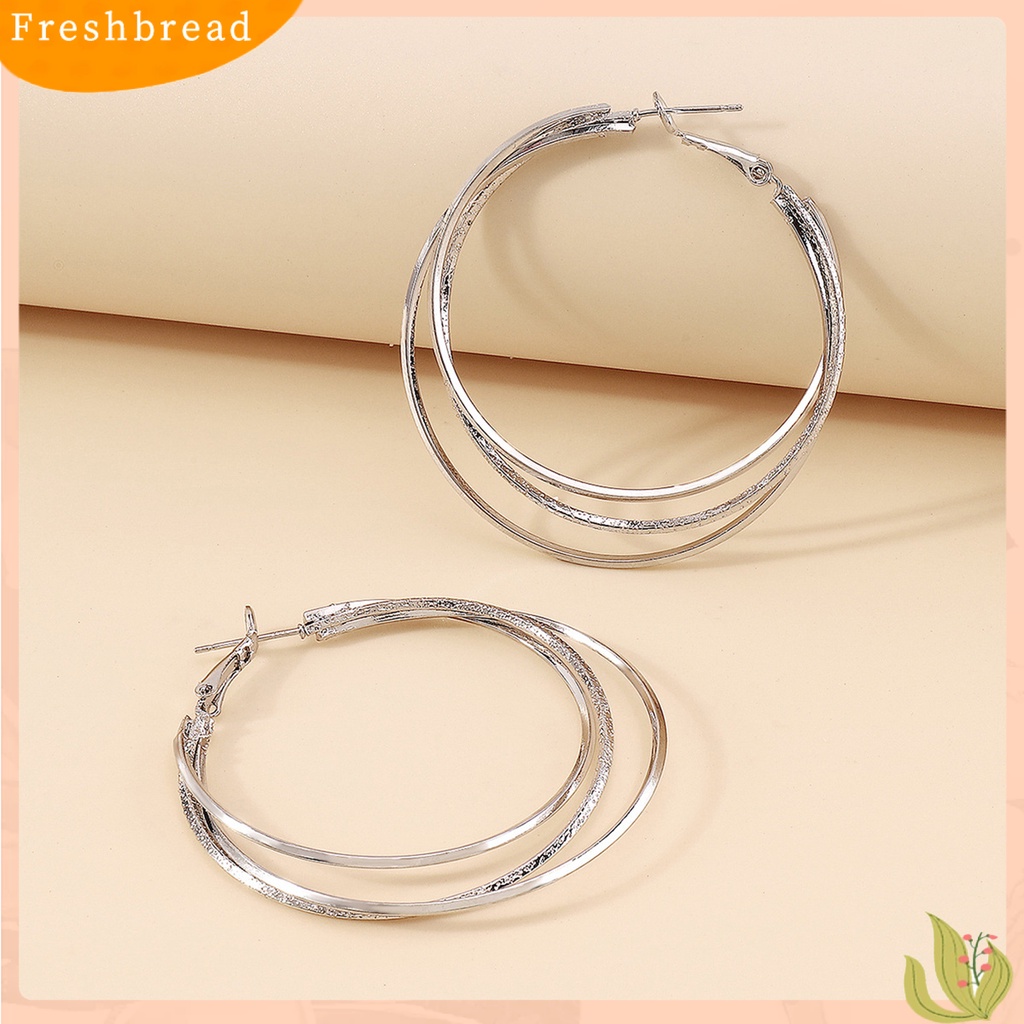 &lt; Freshbread &gt; 1pasang Anting Hoop Berlebihan Lingkaran Besar Multilayer Geometris Halus Dekorasi Hadiah Wanita Triple Ring Drop Earrings Aksesoris Fashion Perjamuan