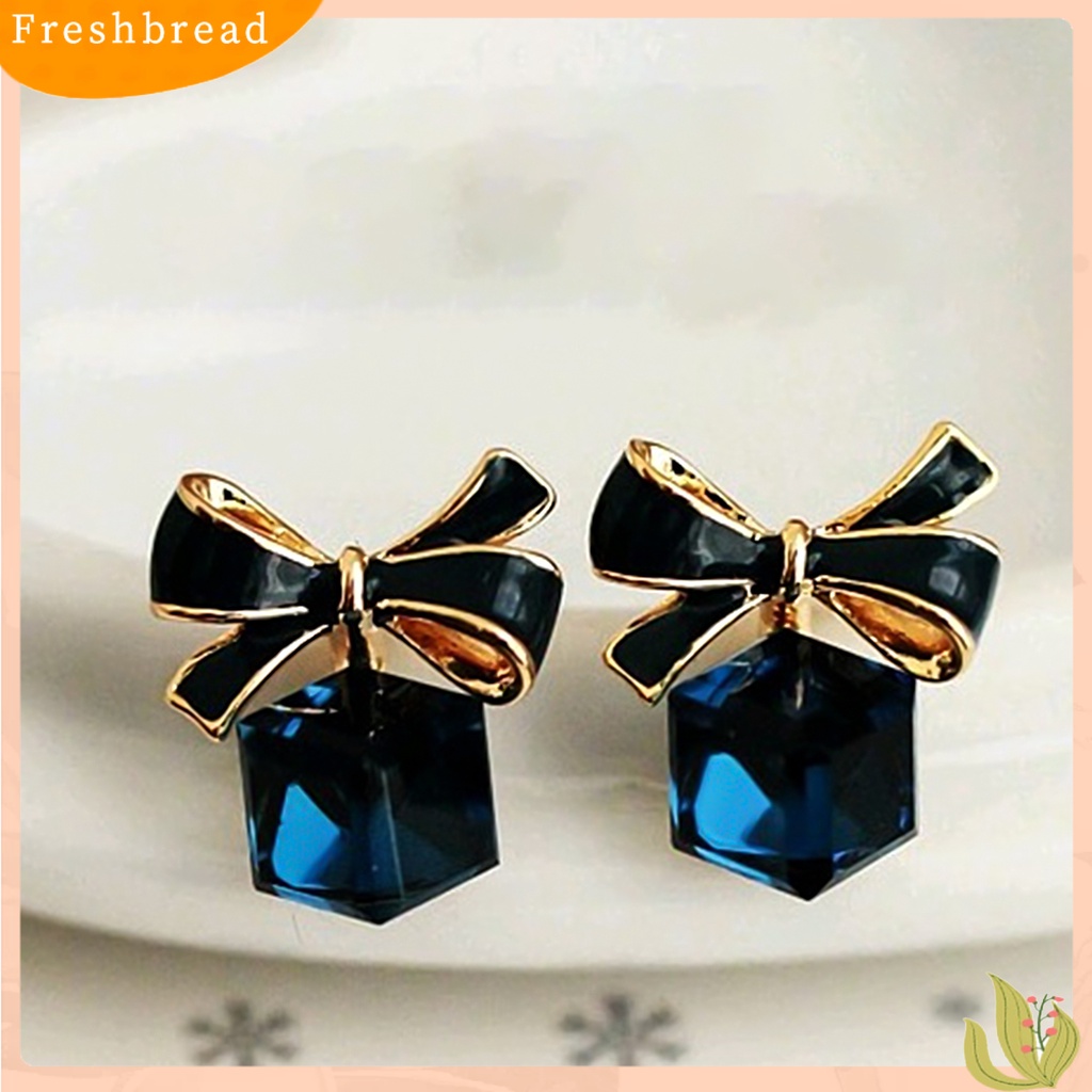 &lt; Freshbread &gt; 1pasang Fashion Kristal Imitasi Ikatan Simpul Cube Ear Stud Earring Perhiasan Aksesori Untuk Pesta