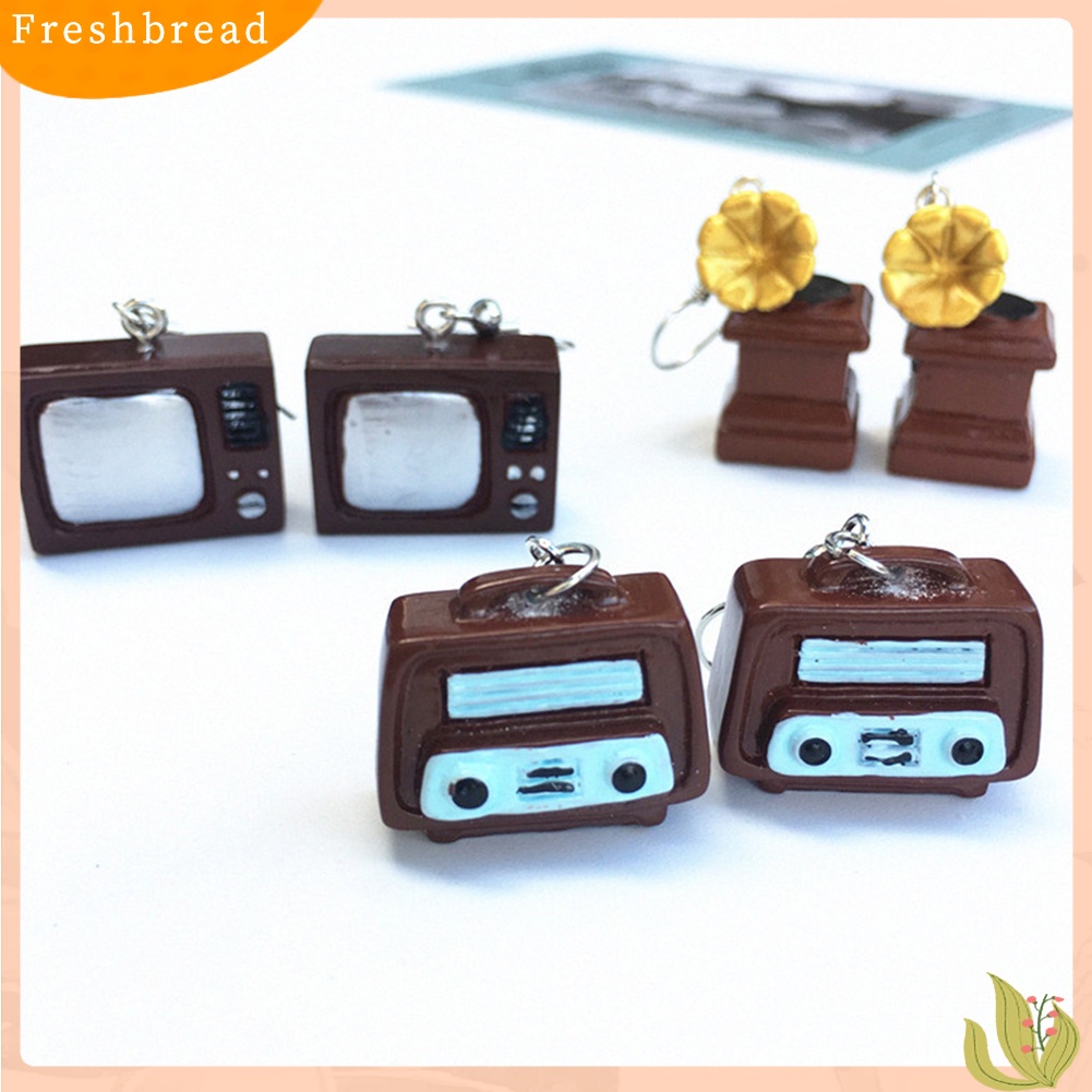 &lt; Freshbread &gt; Vintage Wanita Televisi Phonograph Radio Menjuntai Kait Anting Perhiasan Hadiah