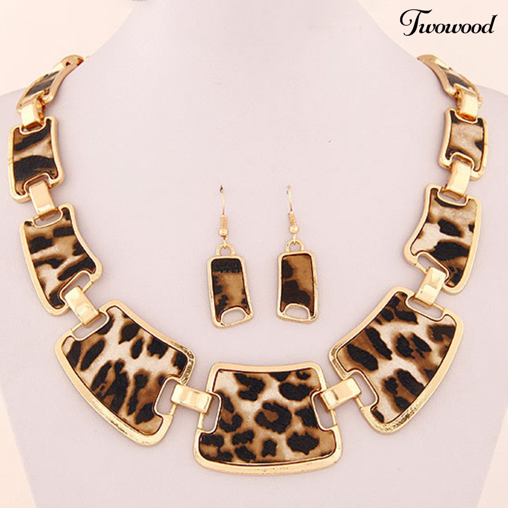 Twowood 1set Statement Kalung Berlebihan Besar Mewah Elegan Retro Leopard Wanita Kait Anting Kit Fashion Perhiasan