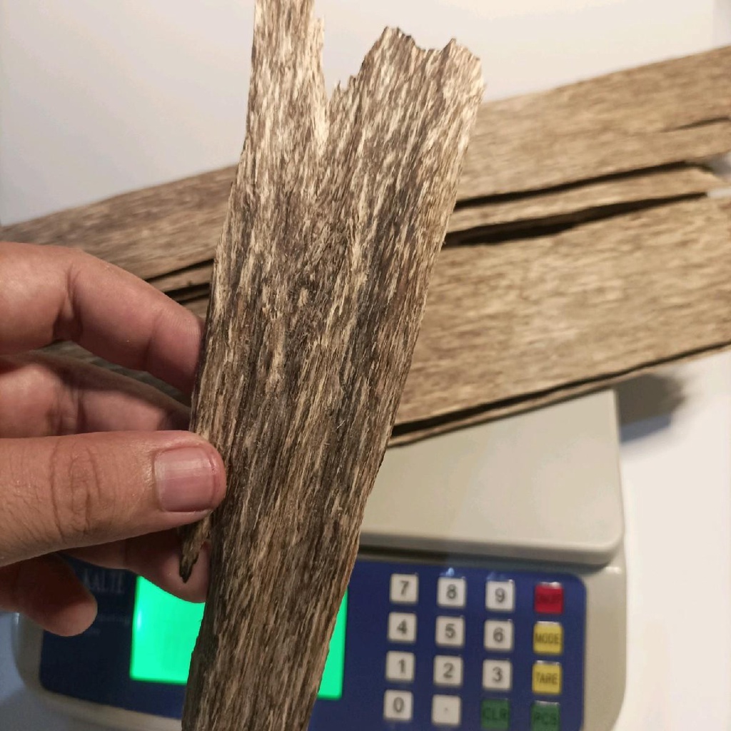 Garu Super Skin Kwalitas Arab Buhur Bukhur Dupa Gaharu Gaharu Asli