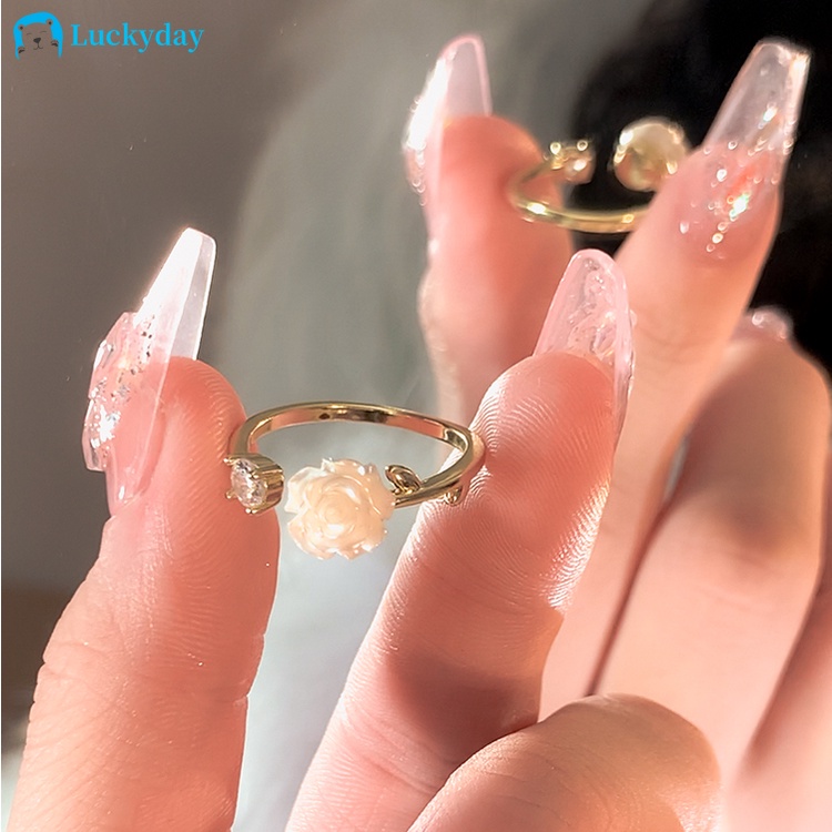 Yeezii Cincin Emas Bunga Camelia Untuk Wanita Elegan Zirkon Daun Terbuka Rings Aksesoris Perhiasan