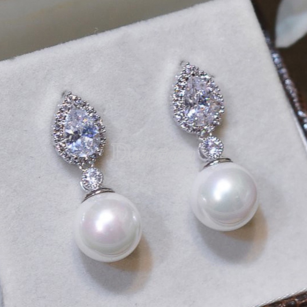 Anting Berbentuk Droplet Modis Dengan Gaya Serbaguna Dan Anting Mutiara Imitasi Untuk Wanita Anting Pendek Mewah Ringan