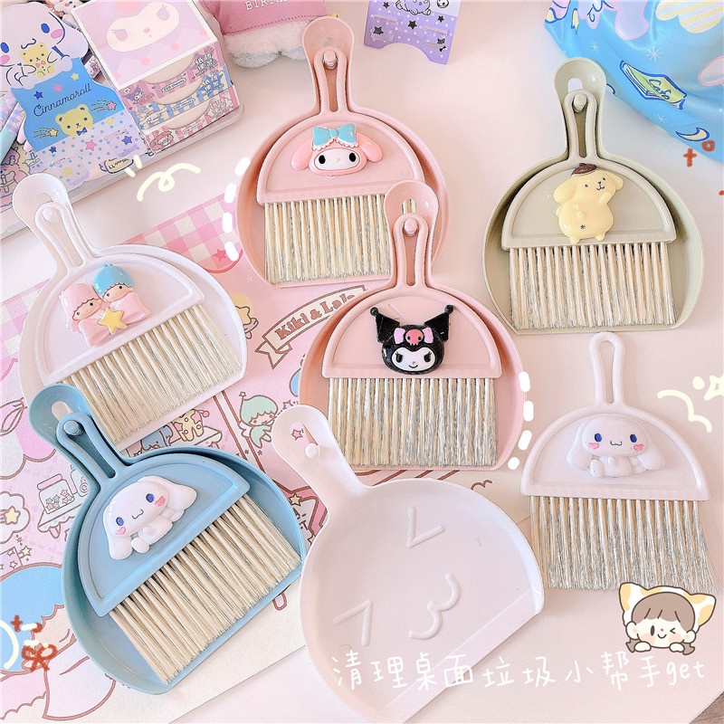 Set Sapu Mini Desktop Broom Sanrio Kartun Kuromi My Melody Cinnamoroll Hello Kitty Keyboard Komputer Membersihkan Celah Menyapu Alat Pembersih Rumah