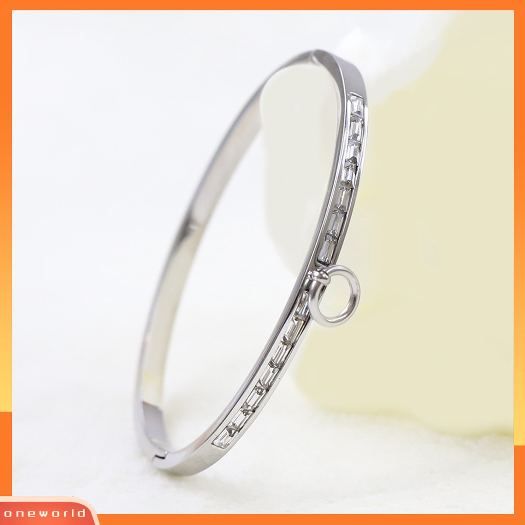 [EONE] Wanita Gelang Trendi Semua Pertandingan Anti Karat Minimalis Tahan Aus Pakaian Sehari-Hari Warna Solid Baja Titanium Fashion Gelang Aksesori Pakaian