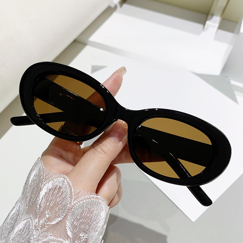 Kacamata Hitam Hip-hop Persegi Panjang Aesthetics Musim Panas Oval Kecil Retro Shades Eyewear Untuk Wanita