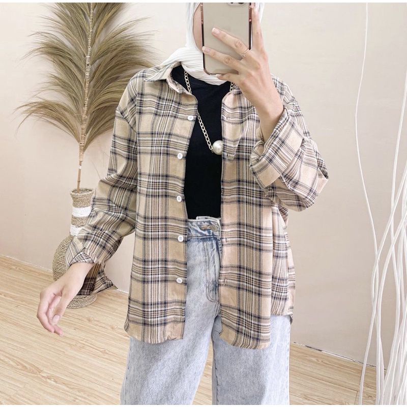 KEMEJA TARTAN OVERSIZE 
 / KEMEJA WANITA KOTAK KOTAK