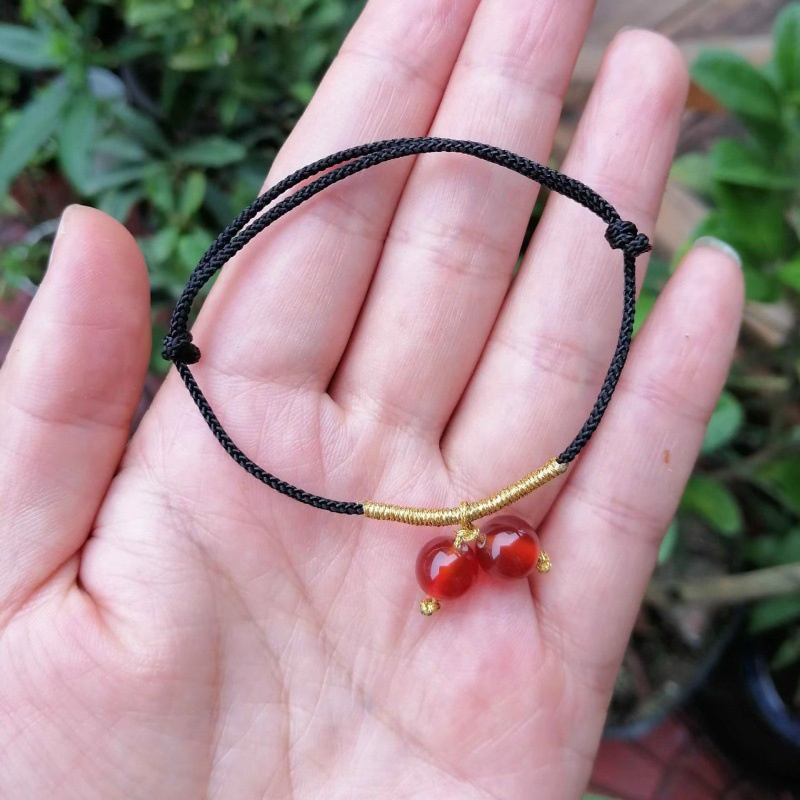 Douyin Gaya Yang Sama Wang Weisi Kacang Merah Kalung Gelang Perempuan Manik-Manik Batu Akik Merah Cherry Klavikula Rantai Pasangan Liontin