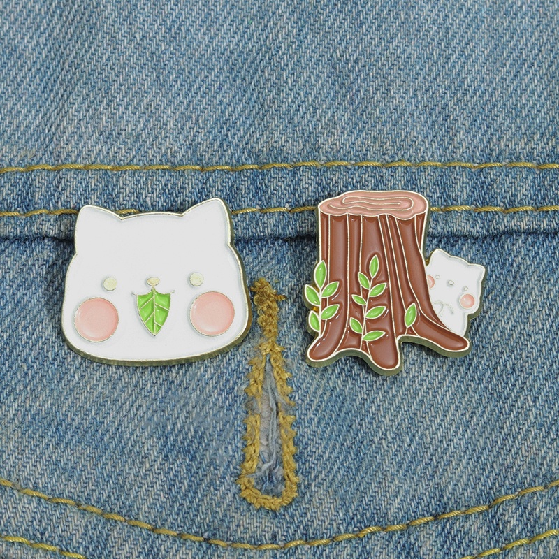 Kartun Hewan Bros Lucu Putih Daun Kucing Enamel Pin Pakaian Kerah Lapel Pin Lencana Logam Perhiasan Hadiah Untuk Teman Anak-Anak