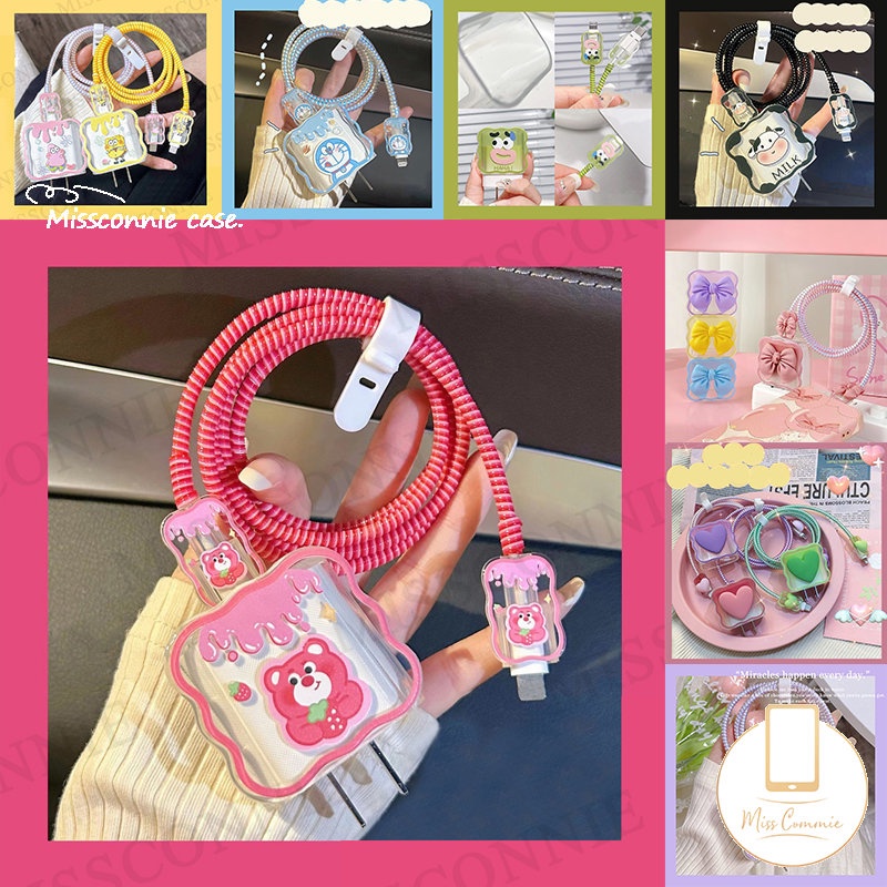 Set Lengan Kabel Data Tepi Bergelombang 5in1 Kompatibel Untuk Apple 18/20W Adaptor Charger Kartun Toy Story Strawberry Bear Macaron Permen Warna 3D Ikatan Simpul Cinta Hati Penutup Kabel Jalur USB