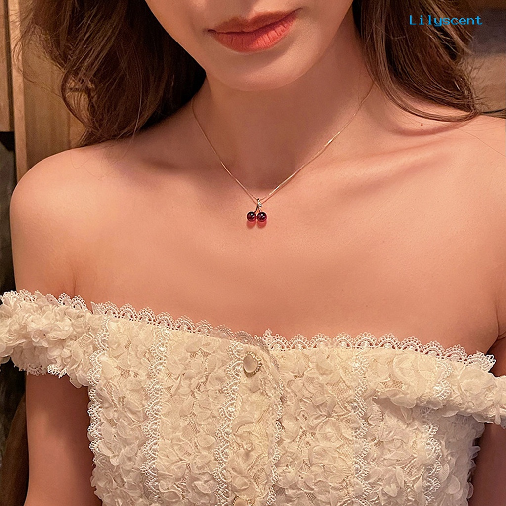 [LS]Wanita Kalung Elegan Emas Slim Rantai Dainty Ringan Hadiah Hypoallergenic Ceri Merah Liontin Kalung Fashion Perhiasan