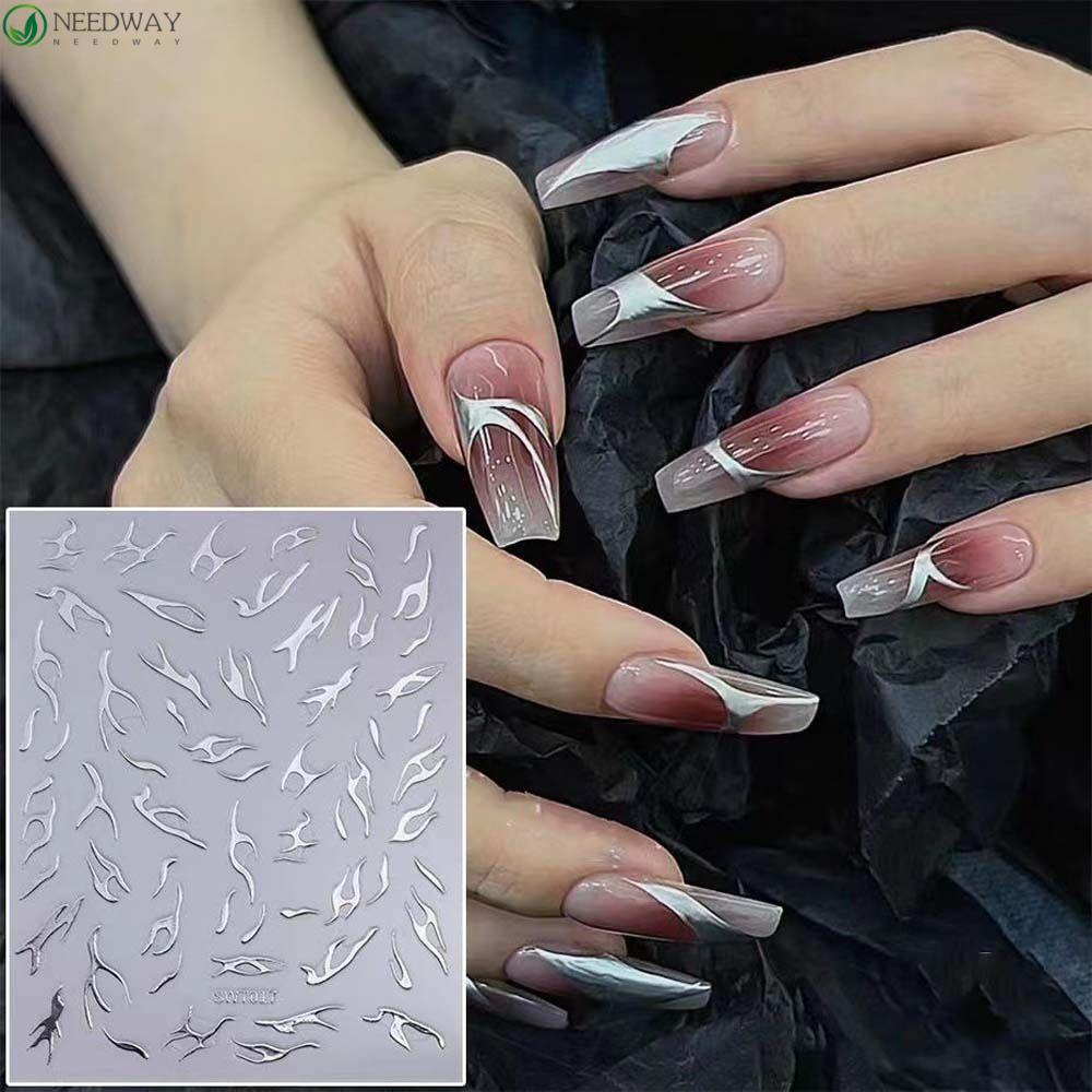 Needway Flame Stiker Kuku Wanita Keren Perak Api Pedas Gadis Self Adhesive Nail Dekorasi