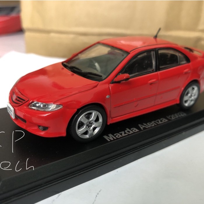 Miniatur diecast mazda 6 atenza gen 1 2002 norev 1/43