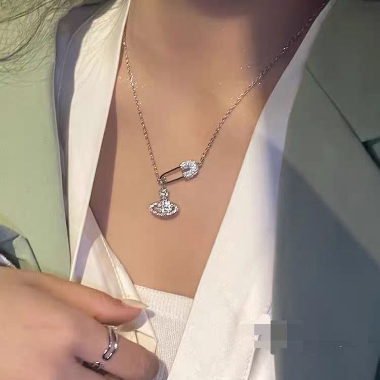 And Elegan Saturn Pin Kalung Temperamen Perempuan Penuh Berlian Kalung Rantai Klavikula Unik Perempuan Ringan Mewah Gelang Fe