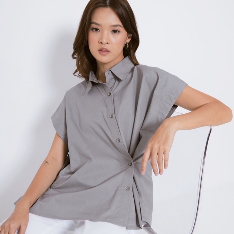 Ms Daisy Yura Short Sleeve Two-Way Shirt Kemeja Atasan Blouse Wanita Lengan Pendek