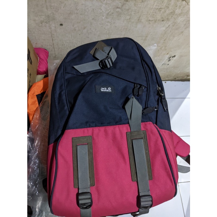 daypack backpack Jack wolfskin