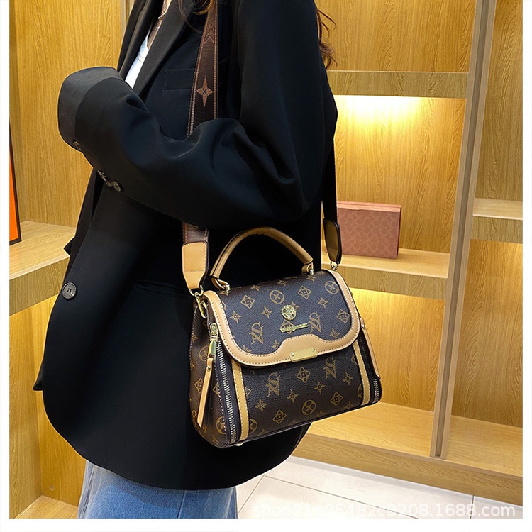 8225 tas selempang wanita import wanita fashion kekinian tas handbag