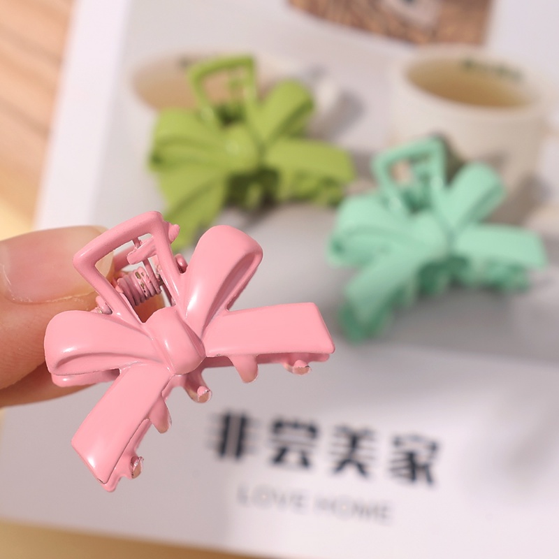 Fashion Sederhana Warna Permen Wanita Kecil Ikatan Simpul Desain Rambut Cakar Klip Gadis Manis Segar Hiu Klip Poni Samping Ambil Jepit Rambut Aksesoris Rambut