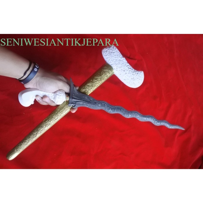 

keris sengkelat uler lulut warangka gayaman ukir tinggalan simbah wingit boss