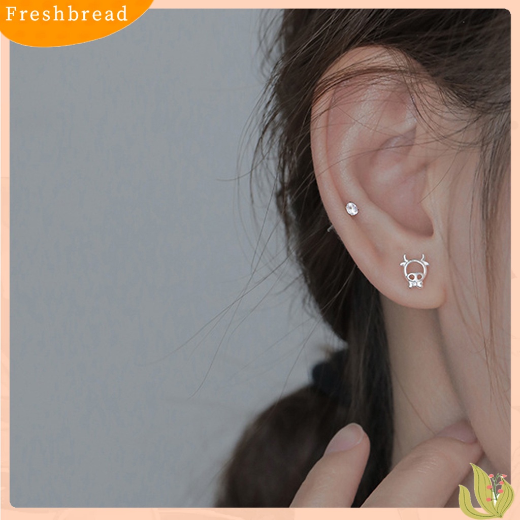 &lt; Freshbread &gt; 1pasang Fashion Wanita Zodiak Sapi Desain Berongga Telinga Studs Earrings Perhiasan Hadiah