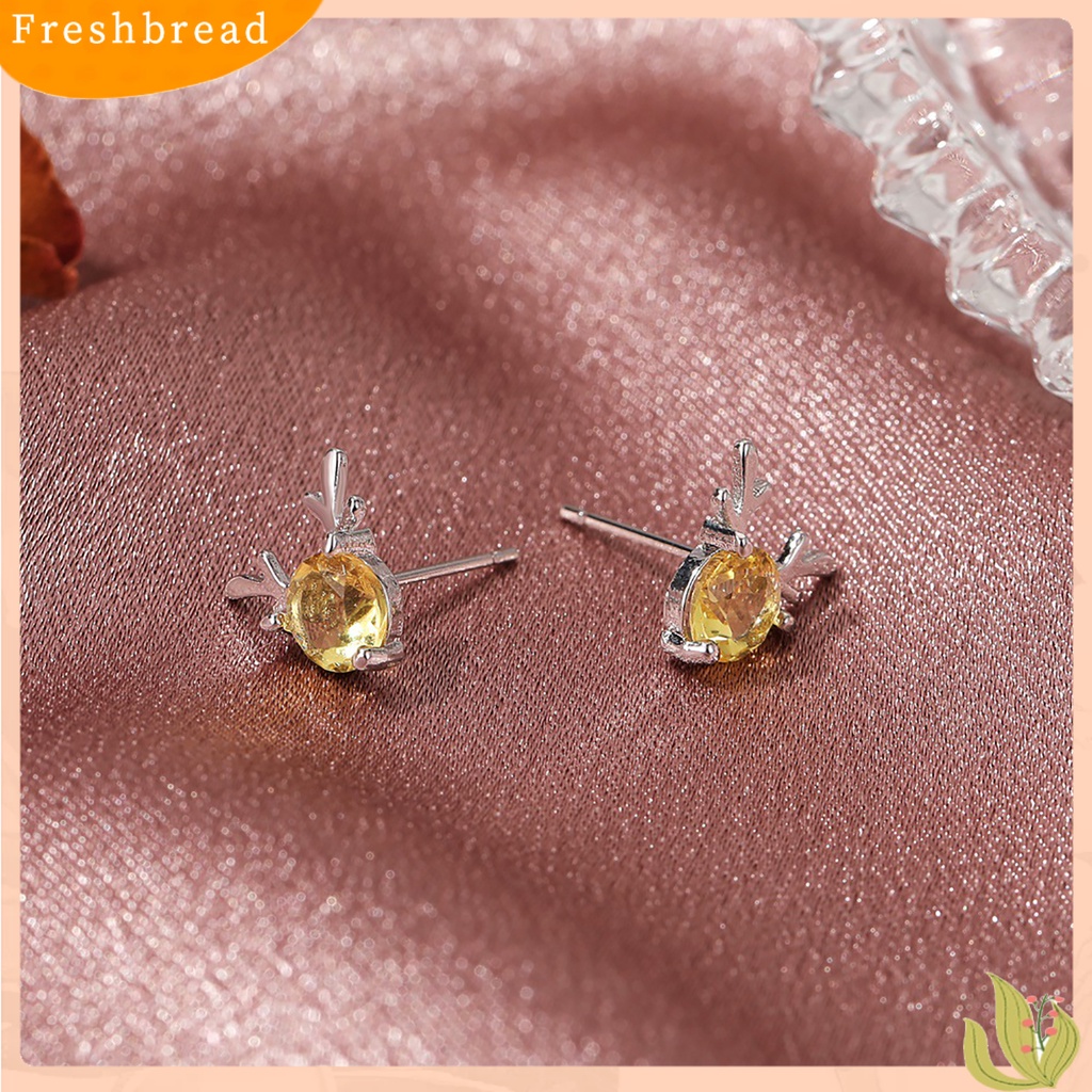 &lt; Freshbread &gt; Fashion Wanita Tanduk Berbentuk Stud Anting Perhiasan Hadiah Dekorasi Natal