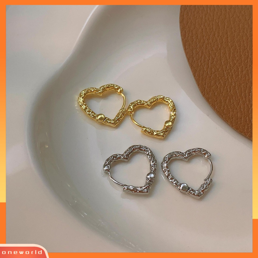 [OWR] 1pasang Telinga Jepit Pola Tridimensi Geometris Temperamen Berongga Perak Jarum Dekorasi Ornamen Bertekstur Jantung Hoop Anting Perhiasan Fashion