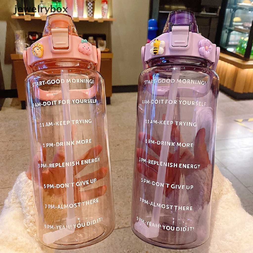 [jewelrybox] Botol Air 2liter Dengan Sedotan Perempuan Jug Cewek Portable Travel Botol Fitness Sepeda Cangkir Musim Panas Dingin Water Jug Dengan Penanda Waktu Butik