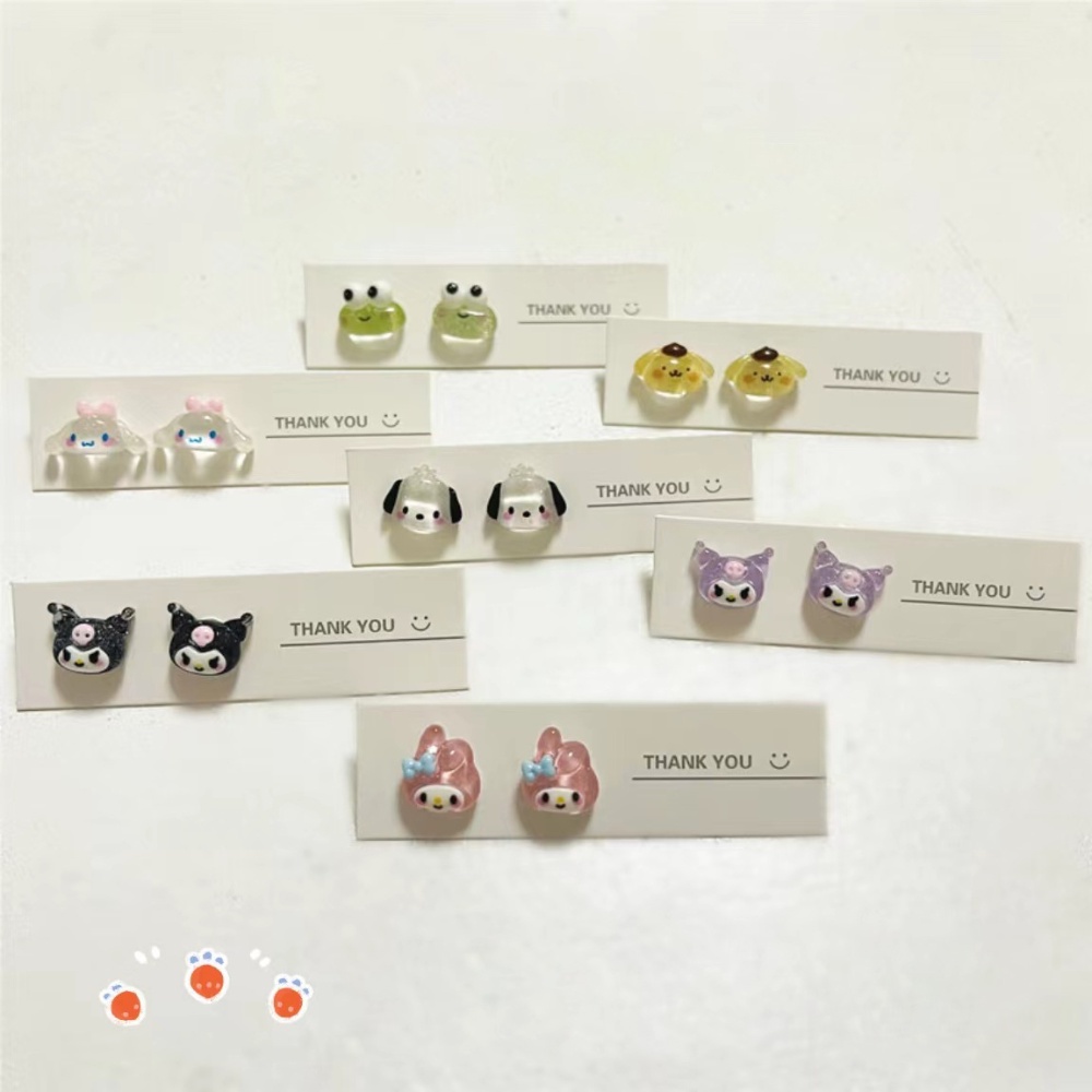 Sanrio Jepang Lucu Kulomi Anting-Anting Kecil Indah Kartun Kepribadian Girlish Hadiah Pacar Anting Perhiasan Hati Manis