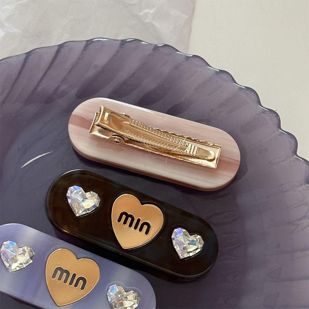 Mxbeauty Gadis Klip Rambut Halus Indah Temperamen Jantung Asetat Berlian Imitasi Aksesori Rambut Klip Samping Wanita Jepit