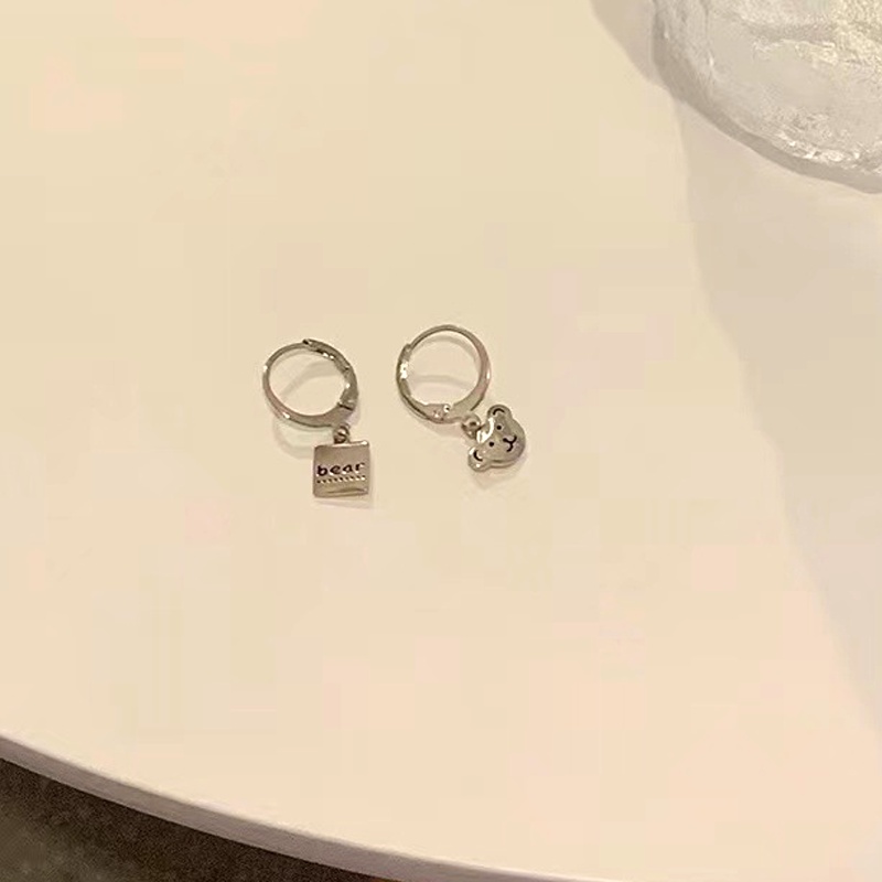 Papaozhu Trendi S925 Perak Asimetris Beruang Square Hoop Earrings Untuk Wanita Perempuan Kartun Yang Indah Menjuntai Anting-Anting All-match Perhiasan Telinga