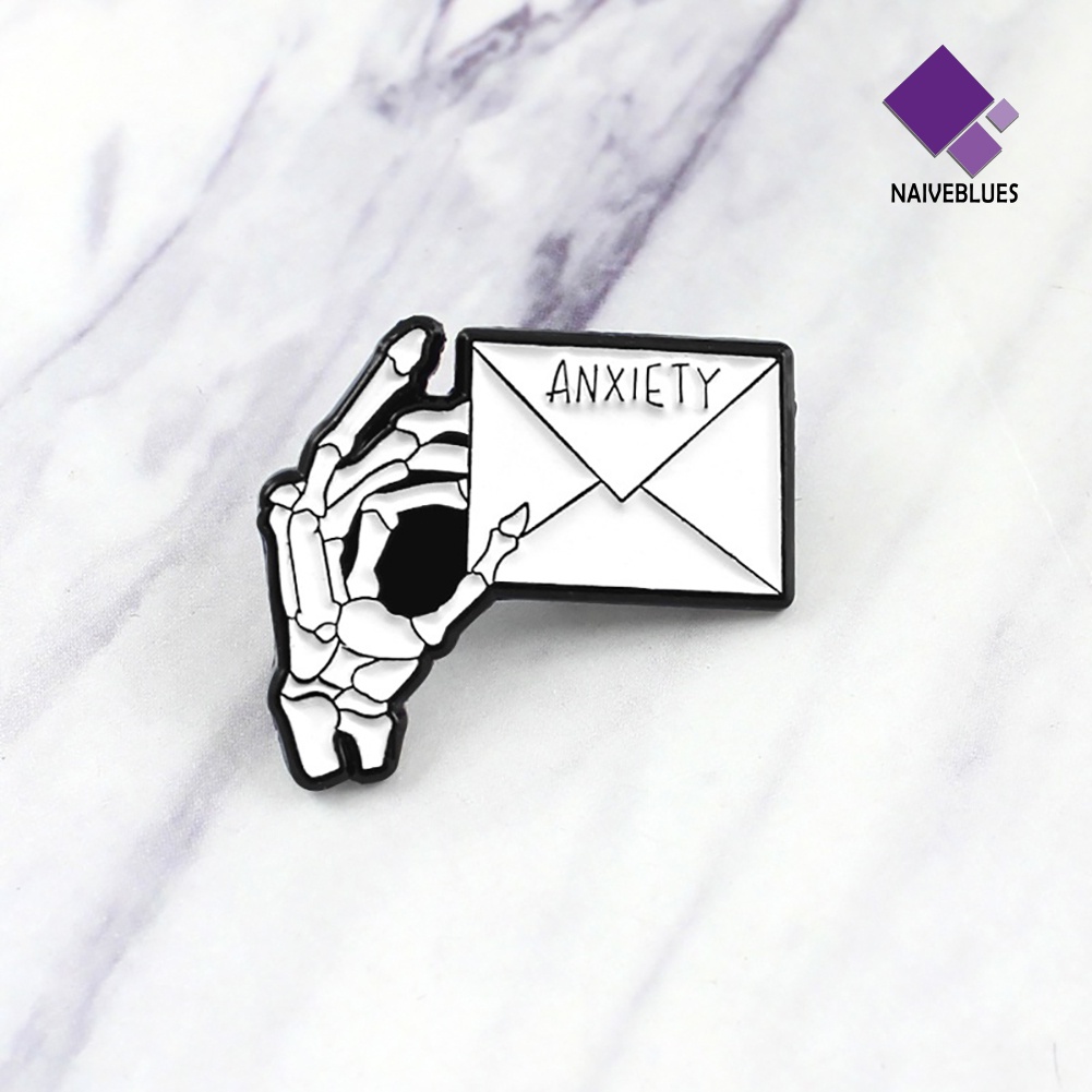 &lt; Naiveblues &gt; ANXIETY Letter Skeleton Tangan Enamel Bros Pin Wanita Jaket Jeans