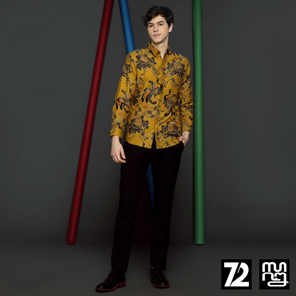 BAJU BATIK PRIA Kemeja Lengan Panjang Slimfit Slim Fit Premium Warna Kuning Hitam Orange 723696 Cap 72 - Baju Kemeja Atasan Pakaian Setelan Batik Pria Cowok Laki Laki Remaja Keluarga Kantor Lengan Panjang Modern Slimfit Slim Fit Premium Kekinian