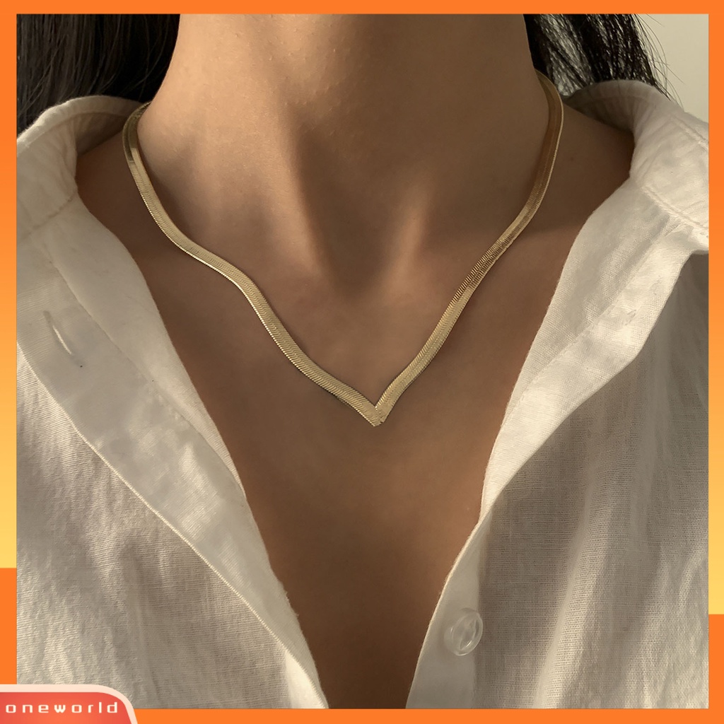 [ONE] Wanita Kalung Rantai Ular Datar V-shaped Perhiasan Hip Hop Ringan Choker Kalung Perhiasan Hadiah