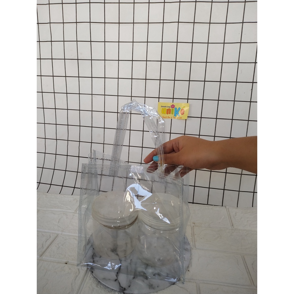 

Tas Mika Full 20x12x20 Tebal 0.2 Hampers Bridesmaids Bingkisan Parcel Souvenir Sembako Goody Serbaguna