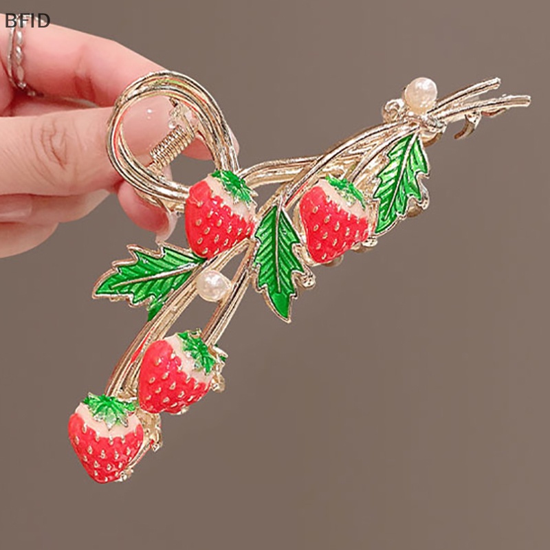 [BFID] Fashion Strawberry Hair Claw Untuk Wanita Perempuan Jepitan Rambut Crab Metal Ponytail [ID]