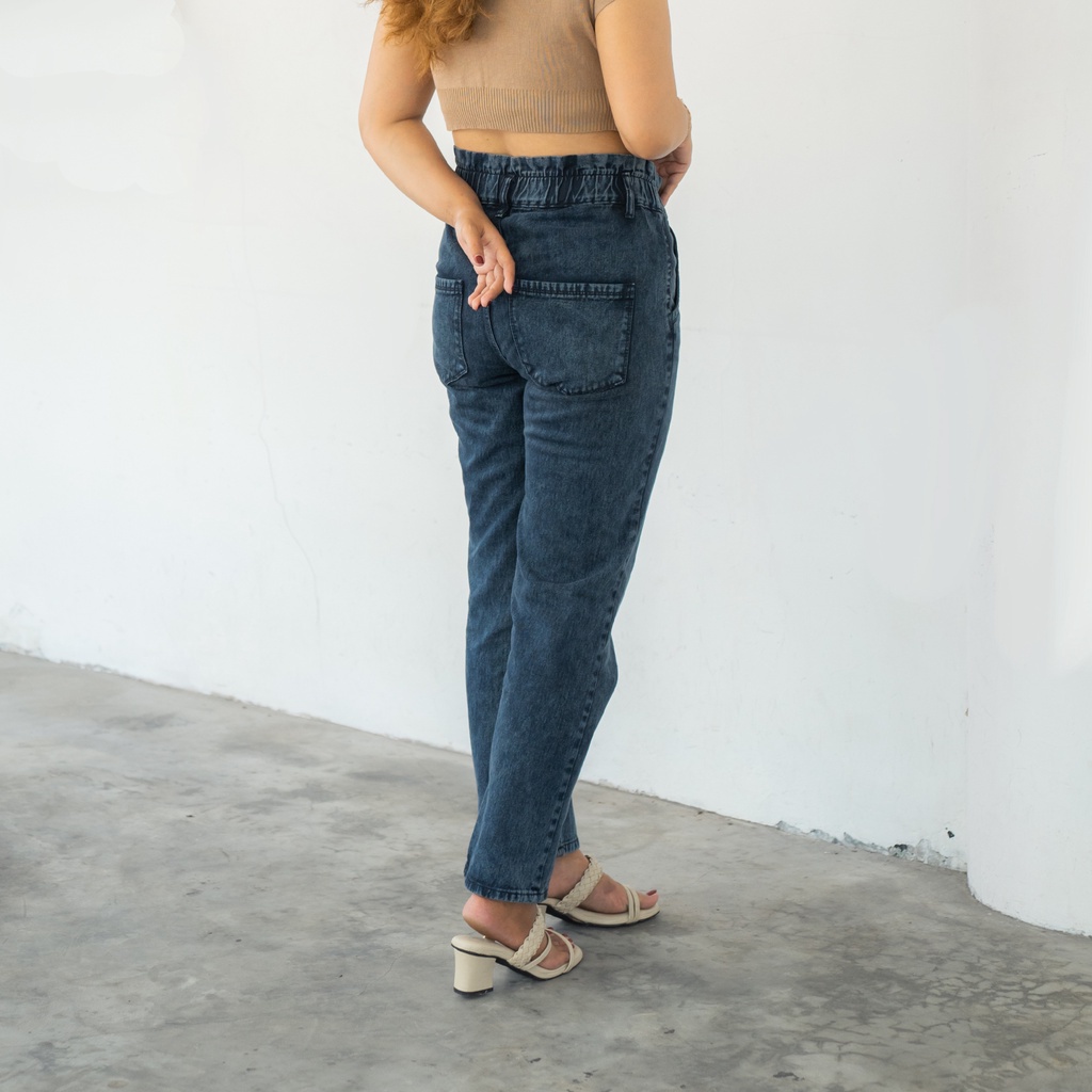 Boyfriend Jeans Nada by Calamby