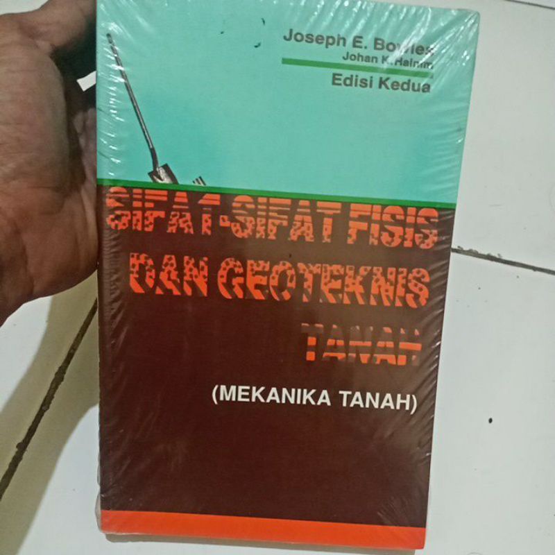 buku original sifat-sifat fisis dan geoteknik tanah mekanika tanah edisi kedua penerbit Erlangga