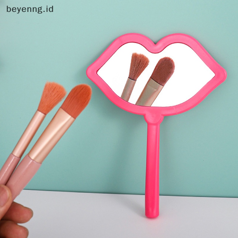 Beyen 1PC Cermin Rias Genggam Bentuk Bibir Makeup Mirror DIY Mini Cermin Kecil ID
