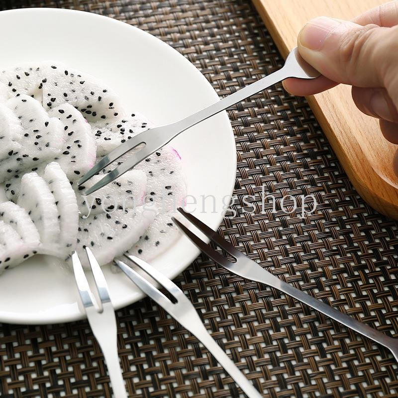 1/3 Pcs Berbentuk Hati Stainless Steel Garpu Buah Anak Snack Kue Salad Dessert Forks Anak Bento Cutlery Mini Fork Party Food Fruit Pick Peralatan Makan Dapur