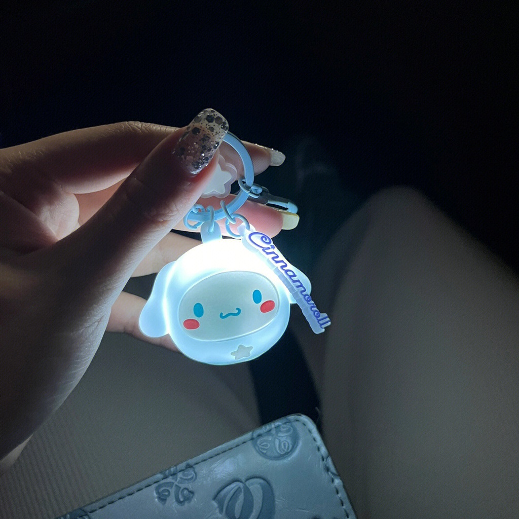 Kartun Baru Sanrio Kuromi Kayu Manis Gantungan Kunci Gadis Ransel Gantung Ornamen Kreatif Lucu Boneka Bersinar Hadiah Anak