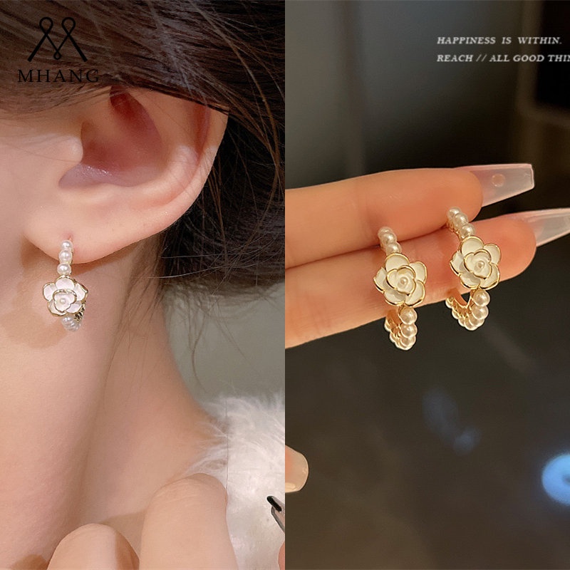Anting Mutiara Bunga Camelia Putih Vintage Wanita Korea Tipe C Anting Wanita Hiasan Telinga Bunga